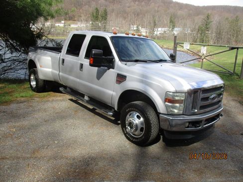 Used 2008 Ford F350 Lariat image 4