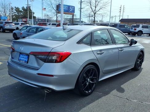 Certified 2024 Honda Civic Sport image 9