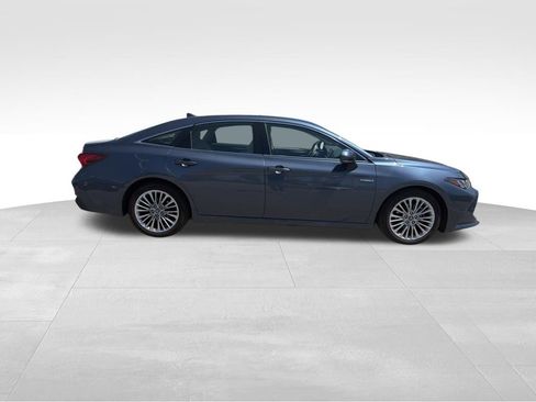 Used 2020 Toyota Avalon Limited w/ Advanced Safety Package FWD image 8