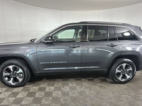 Used 2024 Jeep Grand Cherokee Limited 4xe AWD/4WD image 6
