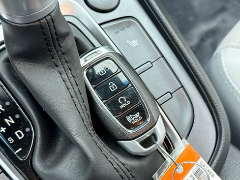 Used 2023 Hyundai Kona SEL w/ Convenience Package image 25