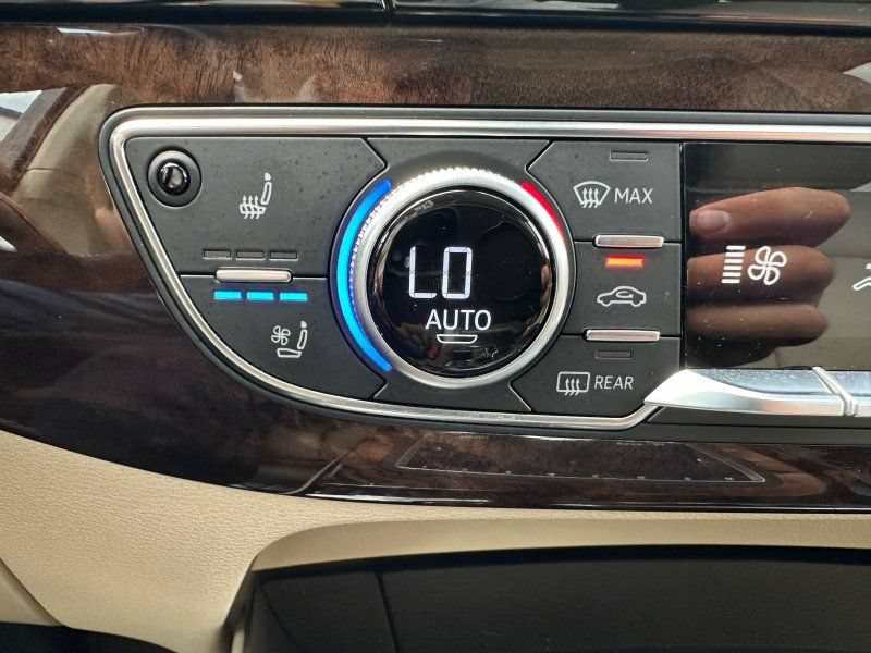 Used 2018 Audi Q7 3.0T Prestige AWD/4WD image 27