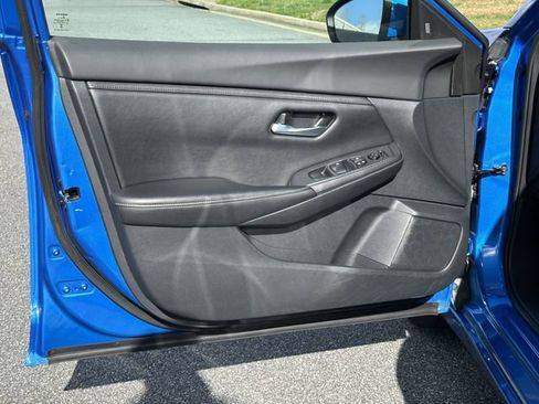 Certified 2023 Nissan Sentra SV FWD image 11
