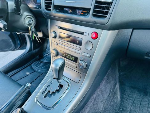 Used 2005 Subaru Outback 2.5XT Limited image 14