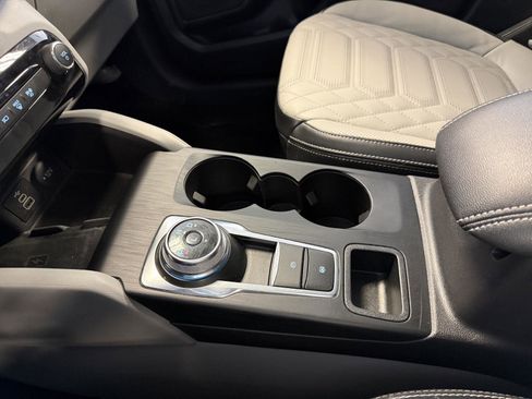 Used 2024 Ford Escape Platinum w/ Premium Technology Package image 34