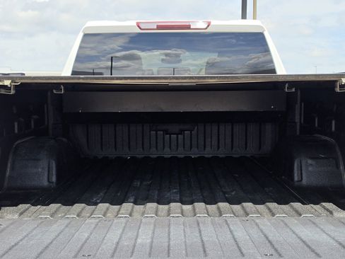 Used 2024 Chevrolet Silverado 1500 LT AWD/4WD image 27