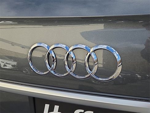 Certified 2023 Audi Q5 2.0T Premium Plus w/ Premium Plus Package image 29