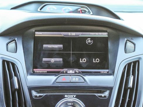 Used 2013 Ford Focus ST FWD image 18