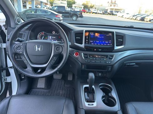 Used 2017 Honda Pilot EX-L image 11
