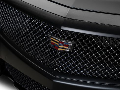 Used 2016 Cadillac CTS V w/ Carbon Fiber Package RWD image 5