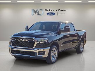 Used 2025 RAM 1500 Big Horn video 2