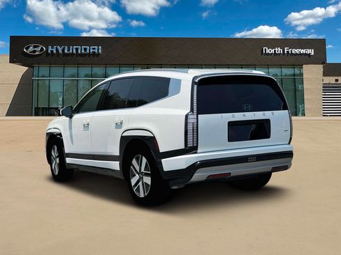 New 2026 Hyundai Ioniq 9 SEL image 5