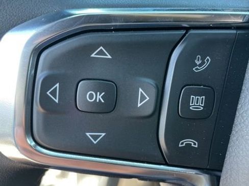 New 2026 RAM 2500 Laramie AWD/4WD image 28