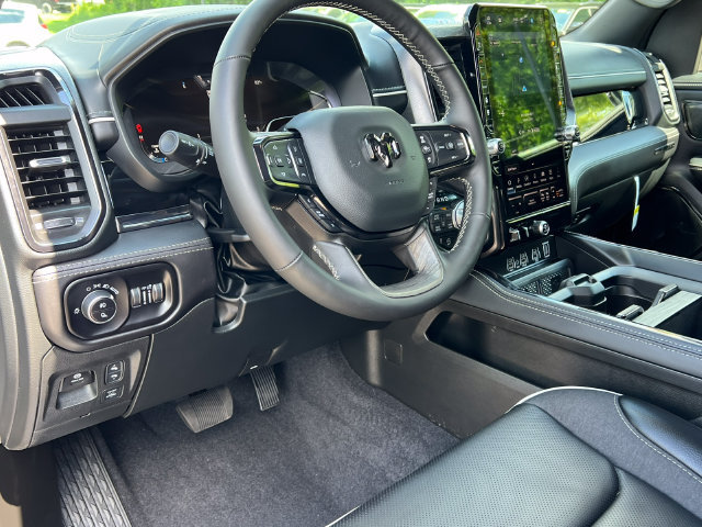 Used 2026 RAM 1500 Limited AWD/4WD image 24
