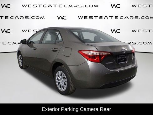 Used 2017 Toyota Corolla LE image 4