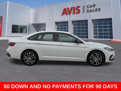 Used 2025 Volkswagen Jetta Sport FWD image 5