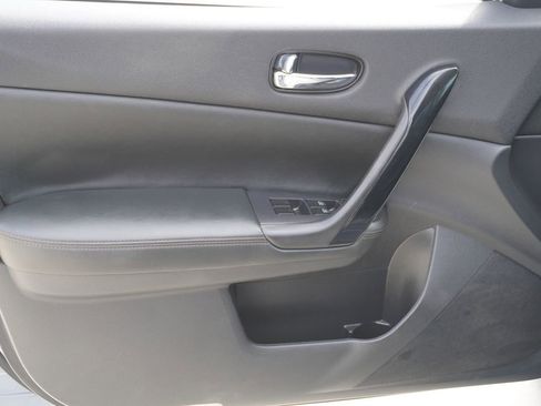 Used 2011 Nissan Maxima 3.5 SV w/ Cold Pkg FWD image 23