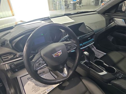 Used 2021 Cadillac CT4 Luxury w/ Sun And Sound Package image 10