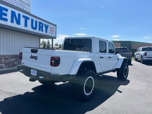 Used 2021 Jeep Gladiator Rubicon AWD/4WD image 12