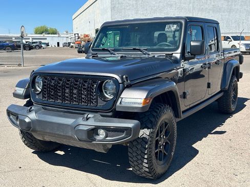Used 2024 Jeep Gladiator Sport image 1