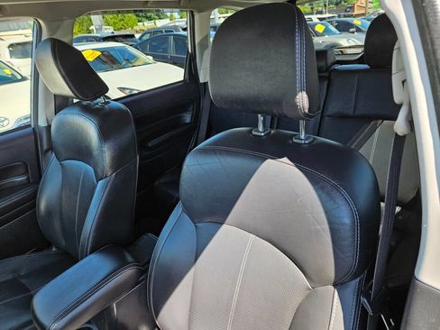 Used 2017 Subaru Forester 2.5i Touring AWD/4WD image 17