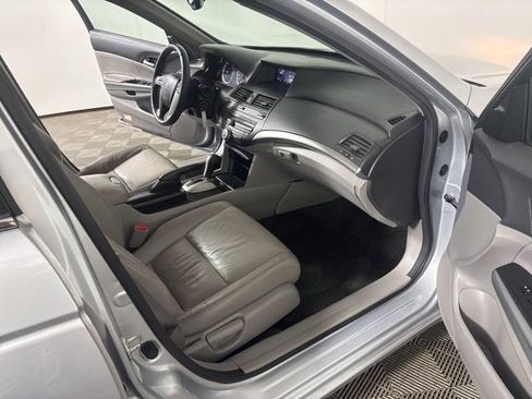Used 2010 Honda Accord EX-L image 27