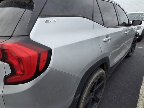 Used 2019 GMC Terrain SLT image 6