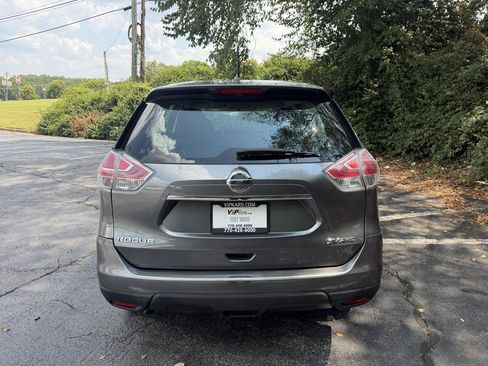 Used 2016 Nissan Rogue S AWD/4WD image 6