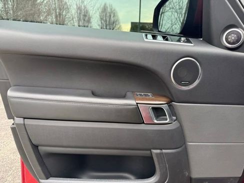 Used 2019 Land Rover Range Rover Sport HSE image 14