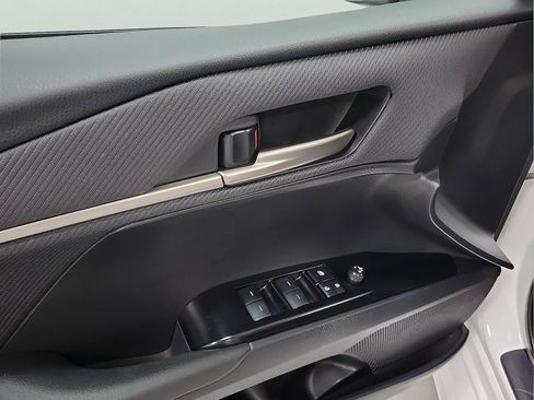 Certified 2025 Toyota Camry SE image 10