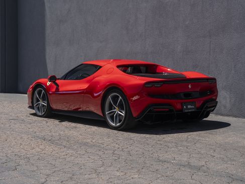 Used 2022 Ferrari 296 GTB RWD image 3