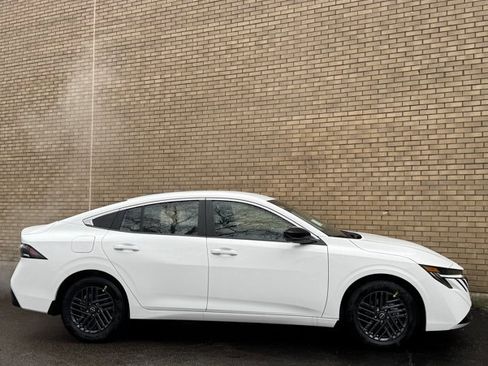 New 2026 Nissan Sentra SV w/ SV Convenience Package image 7