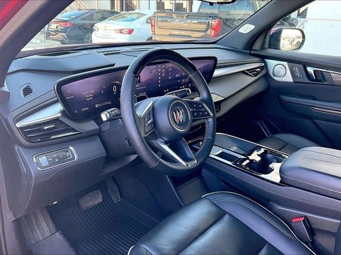 Used 2025 Buick Enclave Avenir w/ Super Cruise Package image 14