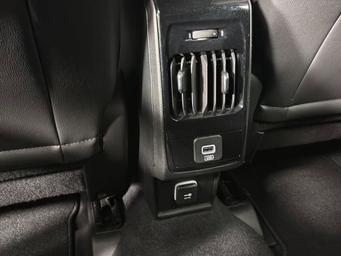 Used 2025 Jeep Compass Latitude image 20