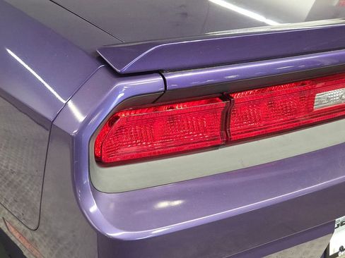 Used 2010 Dodge Challenger R/T RWD image 17