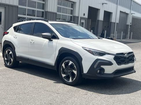 Used 2024 Subaru Crosstrek 2.5i Limited AWD/4WD image 15