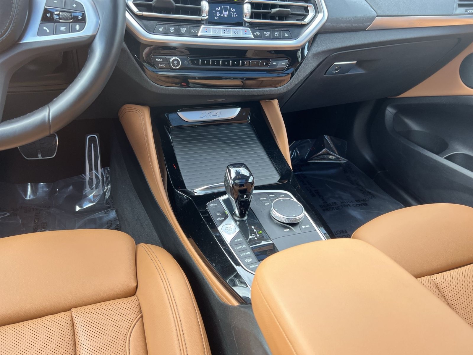 Used 2024 BMW X4 xDrive30i w/ M Sport Package AWD/4WD image 23