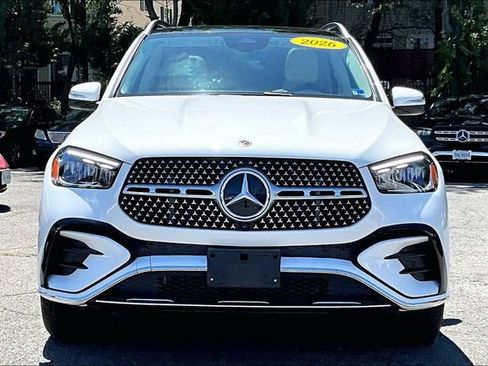 Used 2026 Mercedes-Benz GLE 450 4MATIC image 2