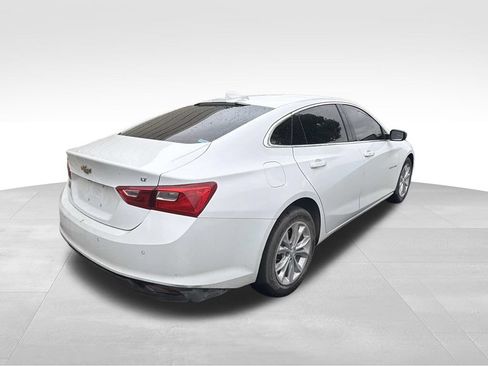 Used 2024 Chevrolet Malibu LT FWD image 2