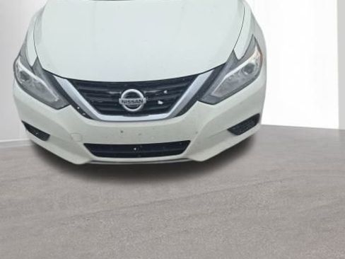 Used 2018 Nissan Altima 2.5 S w/ S Convenience Package image 2