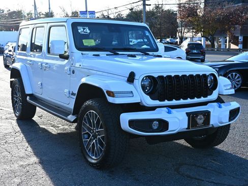 Used 2024 Jeep Wrangler High Altitude AWD/4WD image 5