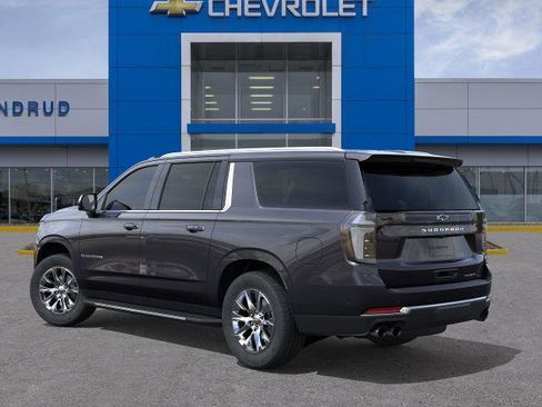 New 2026 Chevrolet Suburban Premier image 27