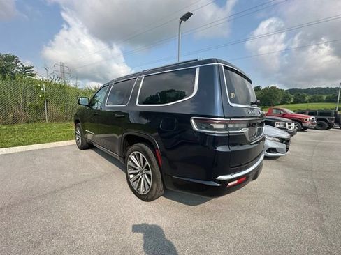 Used 2025 Jeep Grand Wagoneer 4WD image 31