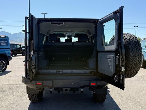 New 2025 INEOS Grenadier AWD/4WD image 36