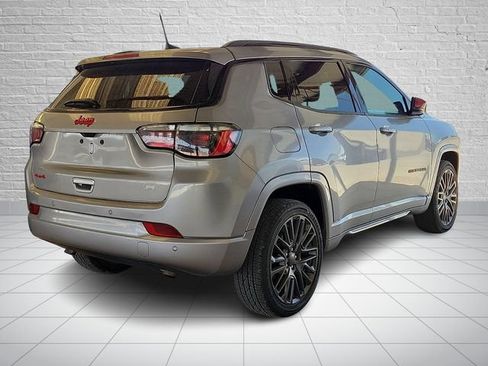 Used 2023 Jeep Compass Limited AWD/4WD image 3