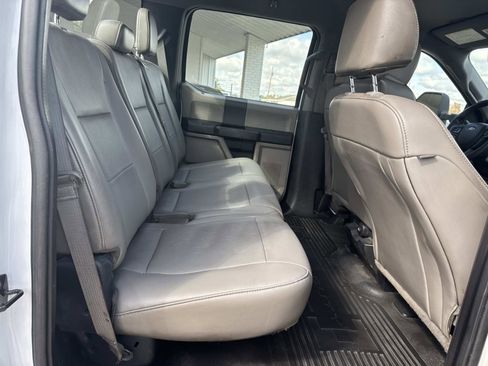 Used 2018 Ford F250 XL w/ Power Equipment Group image 9