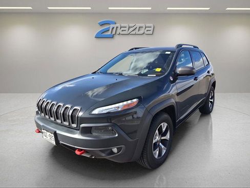 Used 2016 Jeep Cherokee Trailhawk w/ Comfort/Convenience Group image 1