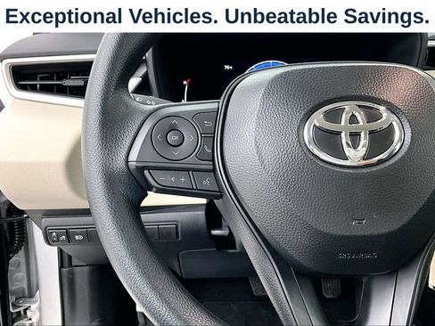 Used 2026 Toyota Corolla LE FWD image 24