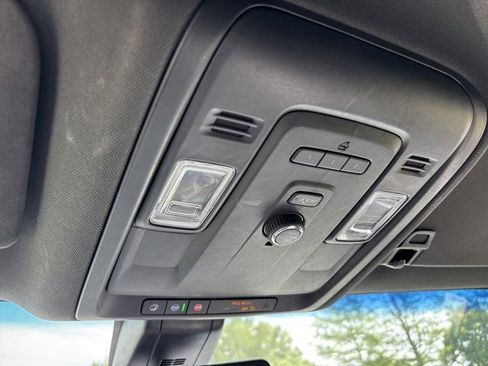 Used 2021 GMC Yukon SLT RWD image 43
