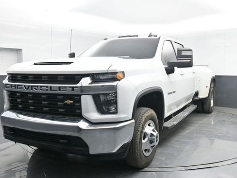 Used 2023 Chevrolet Silverado 3500 LT AWD/4WD image 10